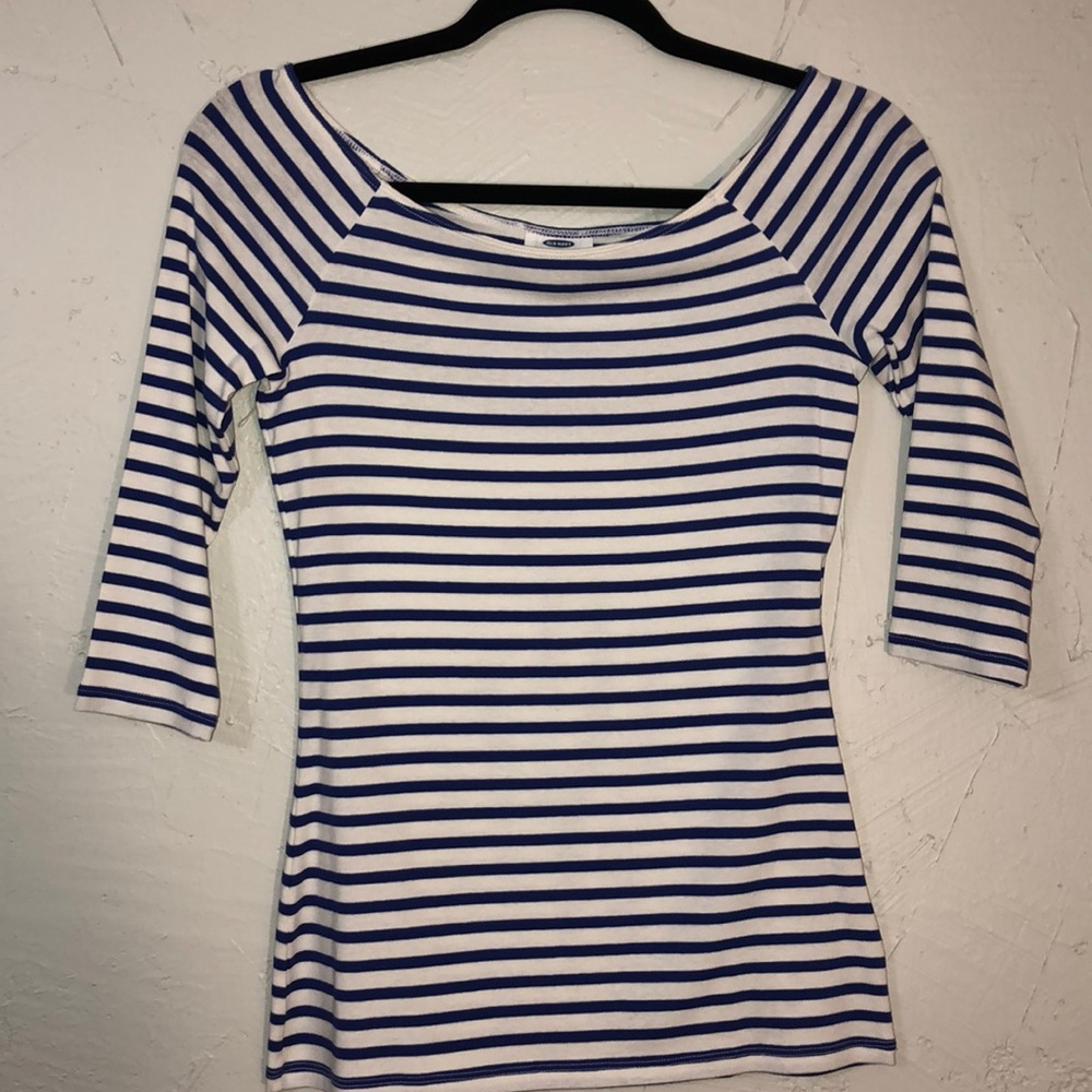 Blue & white striped scoop neck